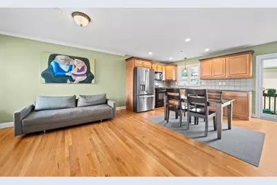15 Bacon St #2, Waltham, MA 02451 - Photo 3