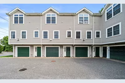 15 Bacon St #2, Waltham, MA 02451 - Photo 1