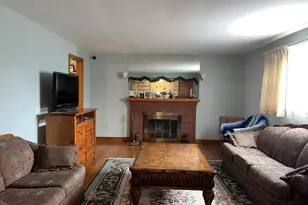 39 Mill Rd, Chelmsford, MA 01824 - Photo 3