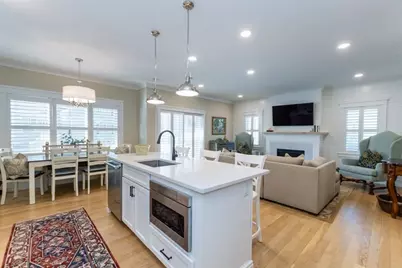 401 Albemarle Road #2, Newton, MA 02460 - Photo 5