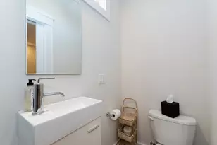 401 Albemarle Rd, Newton, MA 02460 - Photo 27