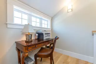 401 Albemarle Rd, Newton, MA 02460 - Photo 25