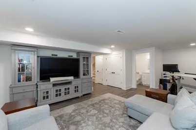 401 Albemarle Road #2, Newton, MA 02460 - Photo 29
