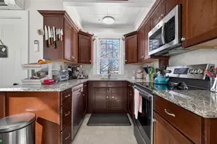 320 Washington St, Winchester, MA 01890 - Photo 13