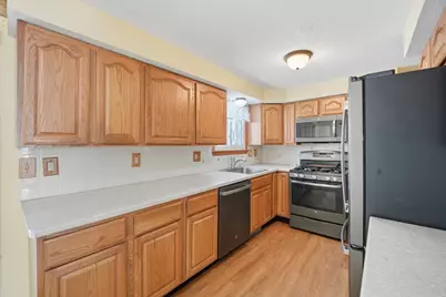 119 Blisswood Village #119, Ludlow, MA 01056 - Photo 7