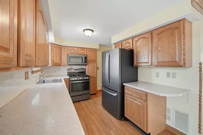 119 Blisswood Village #119, Ludlow, MA 01056 - Photo 9