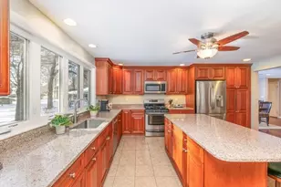 13 Wing Terrace, Burlington, MA 01803 - Photo 7