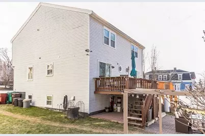 106 Methuen St #B, Lowell, MA 01850 - Photo 35