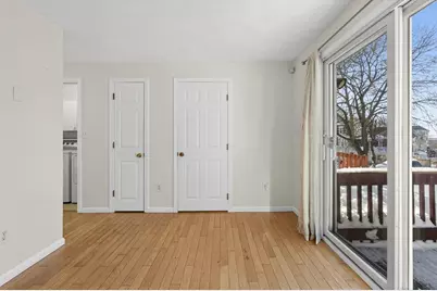 106 Methuen St #B, Lowell, MA 01850 - Photo 13