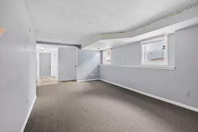 106 Methuen St #B, Lowell, MA 01850 - Photo 29