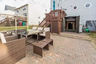 106 Methuen St, Lowell, MA 01850 - Photo 33