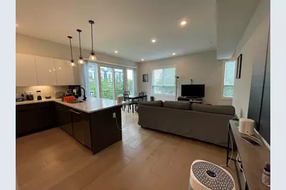 33 Ward St #9, Boston, MA 02127 - Photo 3