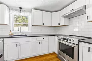 944 Long Pond Rd, Plymouth, MA 02360 - Photo 9