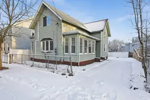 12 Howard St, Lynn, MA 01902 - Photo 1