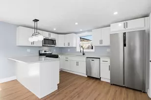 12 Howard St, Lynn, MA 01902 - Photo 5