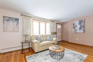 5 Porter Ave, Burlington, MA 01803 - Photo 5