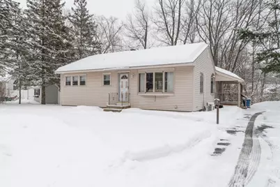 5 Porter Ave, Burlington, MA 01803 - Photo 1