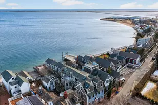 45 Commercial St, Provincetown, MA 02657 - Photo 37