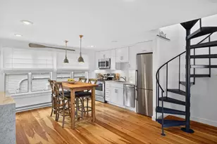 45 Commercial St, Provincetown, MA 02657 - Photo 11