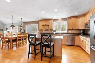 5 Tavern Cir, Westford, MA 01886 - Photo 5