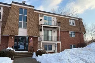 80 Damon Rd, Northampton, MA 01060 - Photo 1