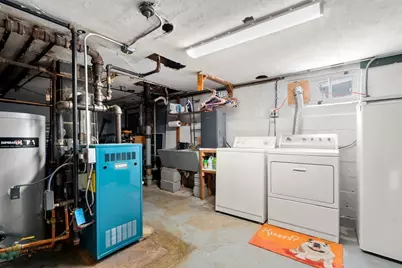 187 Laurel St, Melrose, MA 02176 - Photo 27