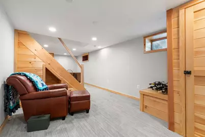 187 Laurel St, Melrose, MA 02176 - Photo 21