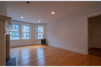 2 Newport Rd #5, Cambridge, MA 02140 - Photo 9