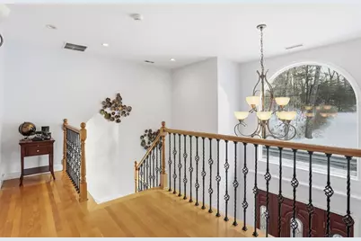 28 Hume Rd, Bedford, MA 01730 - Photo 21