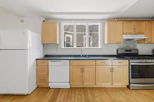 260 Brookline St, Cambridge, MA 02139 - Photo 3