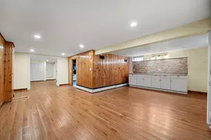 276 Oak St, Brockton, MA 02301 - Photo 33