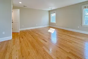 9 Vine St, Newton, MA 02467 - Photo 31