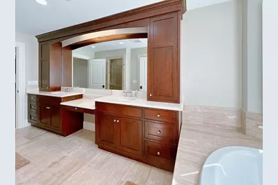 9 Vine St, Newton, MA 02467 - Photo 25