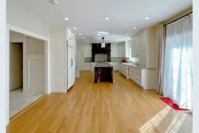 9 Vine St, Newton, MA 02467 - Photo 9