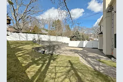 9 Vine St, Newton, MA 02467 - Photo 41