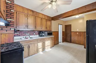 225 Osborne Terrace, Springfield, MA 01104 - Photo 9