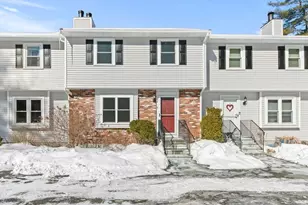 5 Robin Cir, Norton, MA 02766 - Photo 1