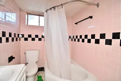 541 Grattan Street, Chicopee, MA 01020 - Photo 23