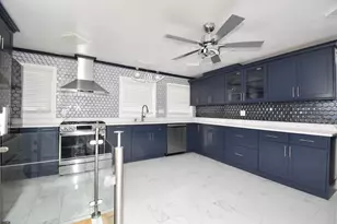 541 Grattan St, Chicopee, MA 01020 - Photo 1