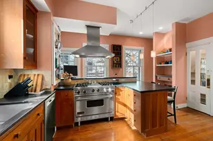 6 Forest St, Cambridge, MA 02140 - Photo 11