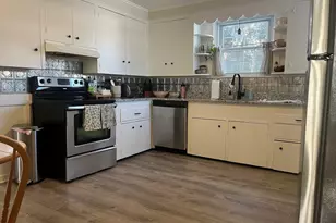 105 Central St, Foxboro, MA 02035 - Photo 5