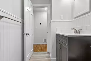 34 Foster Dr, Beverly, MA 01915 - Photo 27