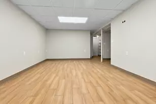 34 Foster Dr, Beverly, MA 01915 - Photo 31