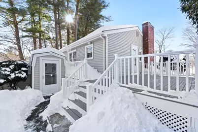 34 Foster Dr, Beverly, MA 01915 - Photo 5