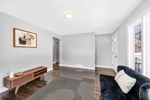 24 Francis St, Westfield, MA 01085 - Photo 3