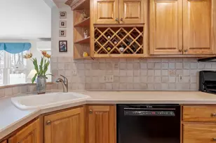 30 Canterbury St, Andover, MA 01810 - Photo 13