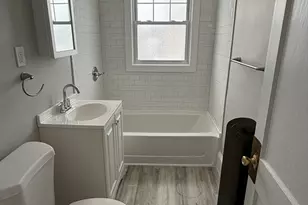 153 Oakland Ave, Methuen, MA 01844 - Photo 9