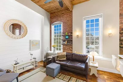 53 Warren #321, Newburyport, MA 01950 - Photo 5