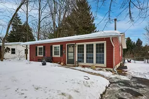 289 Hatfield St, Northampton, MA 01060 - Photo 1