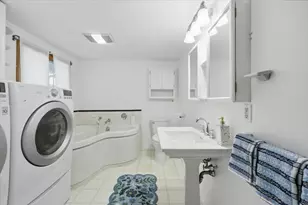 7 Spring St, Pembroke, MA 02359 - Photo 17